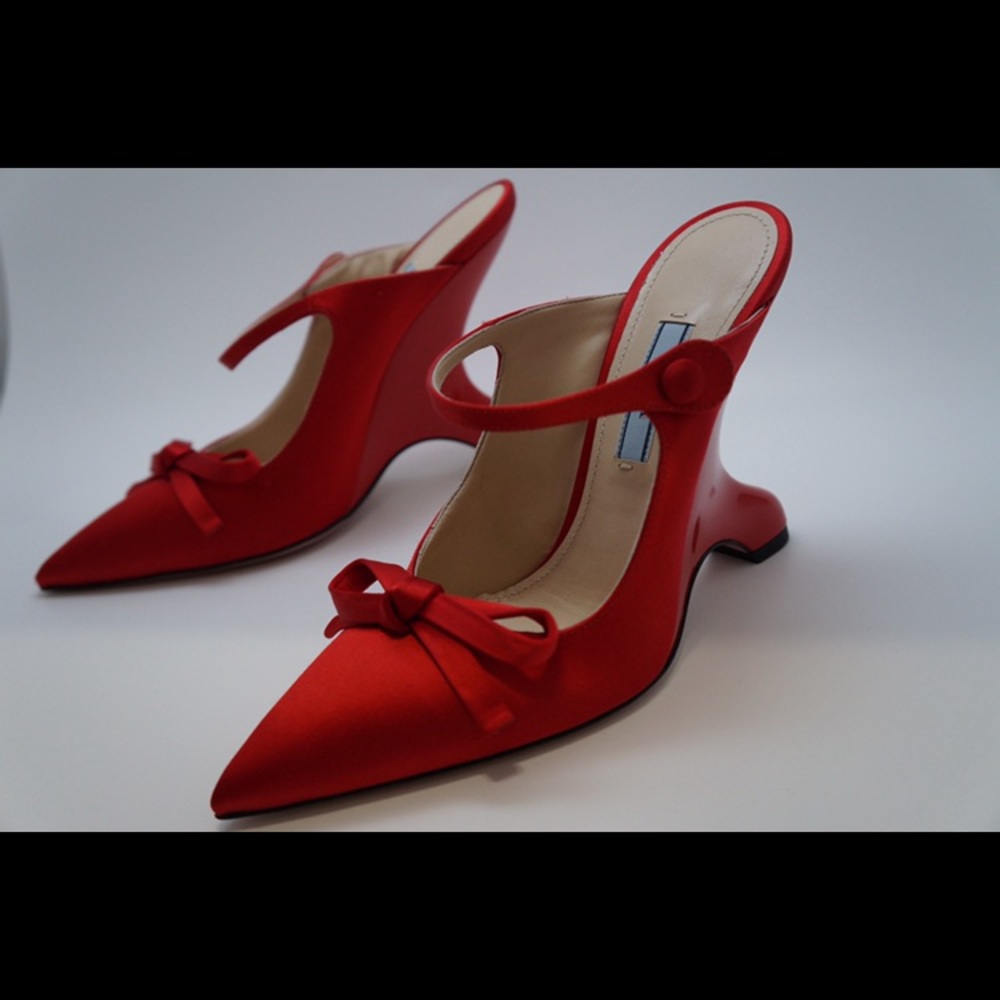Prada Pumps